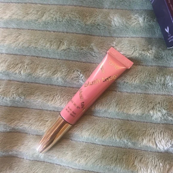 Tarte Blush Tape Liquid Blush - Pink - Picture 5 of 5